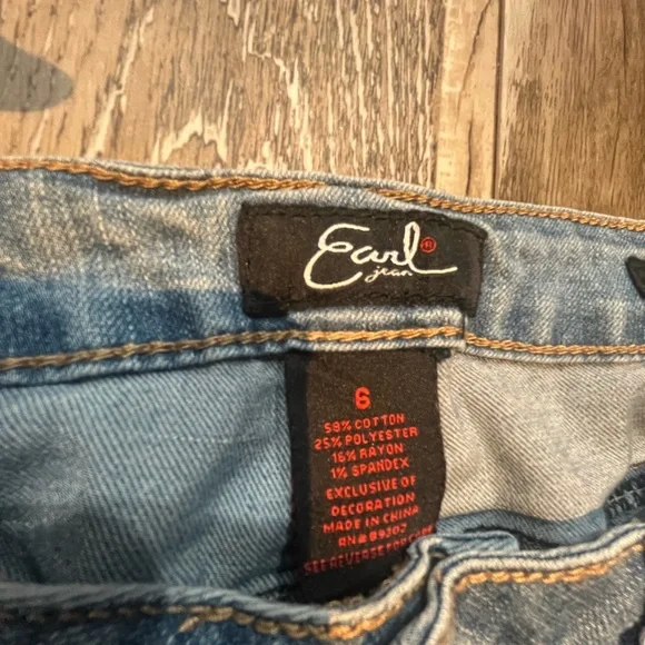 Earl Jeans Light Blue Straight Leg with Embroidery - Picture 2 of 4